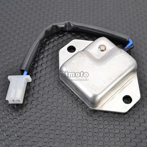 Regolatore raddrizzatore per