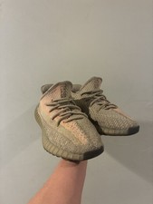 adidas Yeezy Boost 350 V2