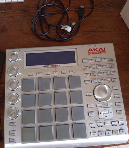 Akai mpc studio - akai,