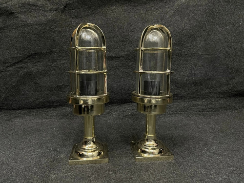 Coppia classica lampada