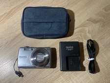 Fotocamera digitale compatta
