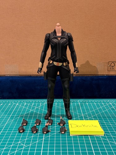 Hot toys modellino vedova nera - hot,