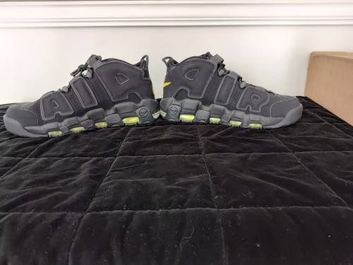 Nike more tempo - e, volt