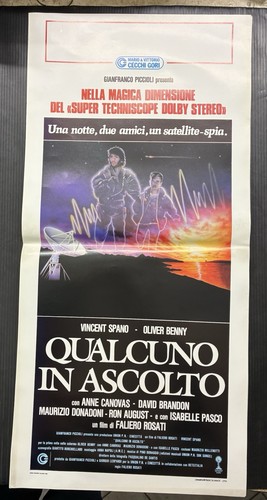 Qualcuno ascolto locandina - in,