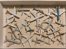 COLLEZIONE di 29 MODELLINI DI AEREI DI LINEA e NON, DA VEDERE!!!!!!!