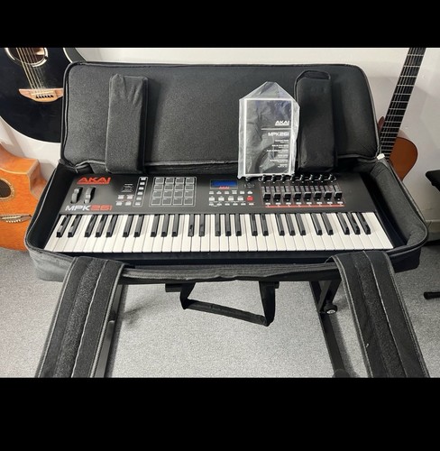 Controller akai mpk261 inclusa - controller,