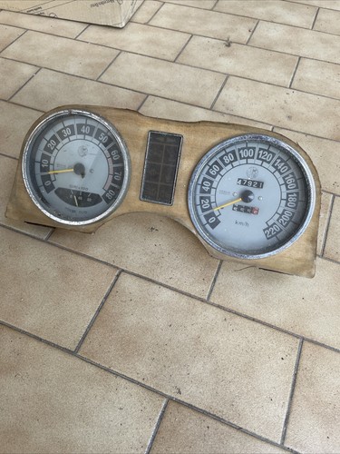 Quadro strumenti alfa romeo - strumenti,