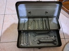 Cassetta degli attrezzi con chiavi inglesi vintage anni 50-60