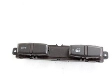 735468505 GRUPPO DI COMANDO CRUSCOTTO LANCIA MUSA 1.3 D 66KW 5M 5P (2008) RICAMB