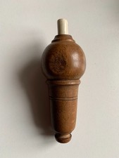 Antico interruttore in legno