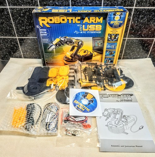 Braccio robot con interfaccia - con,