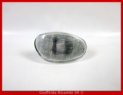 Fanalino laterale freccia - laterale,