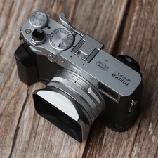 Paraluce quadrato in metallo