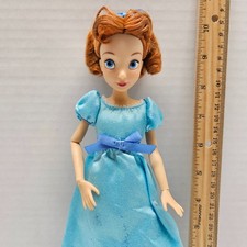 Disney Store WENDY DARLING 10"