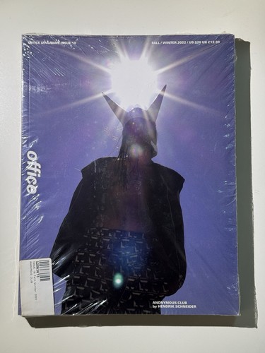 Office magazine issue - magazine, 18