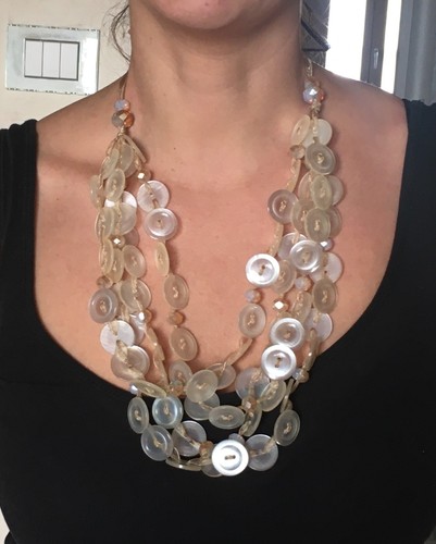 Collana bottoni resina - collana,