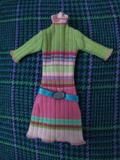 "MATTEL" abito per Barbie "Boutique" , 2002, colore verde e rosa.