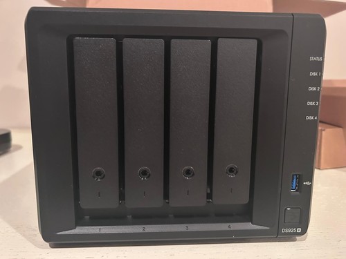 Synology diskstation ds925 a - synology,