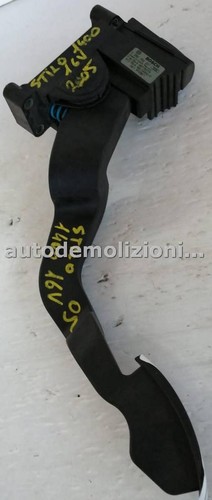 Pedale acceleratore