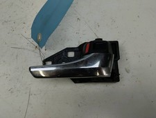 Poignee int porte avd occasion TOYOTA HILUX V Phase 1 - 2.4 D-4D 150ch -