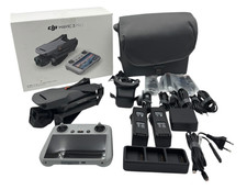 DJI Mavic 3 Pro Fly More Combo