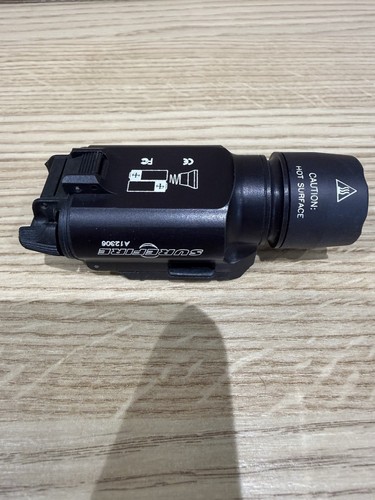 Torcia surefire x200 nuova - surefire,