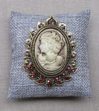 Spilla gioiello viso cammeo