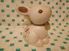 Coniglio Con Fiore Ricamato