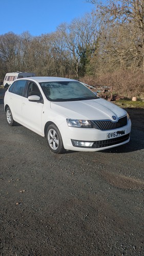 Breaking 2013 skoda - rapid, 1.6