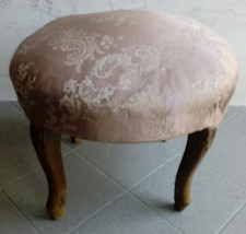 Sgabello basso rotondo antico con struttura in legno e imbottitura e stoffa