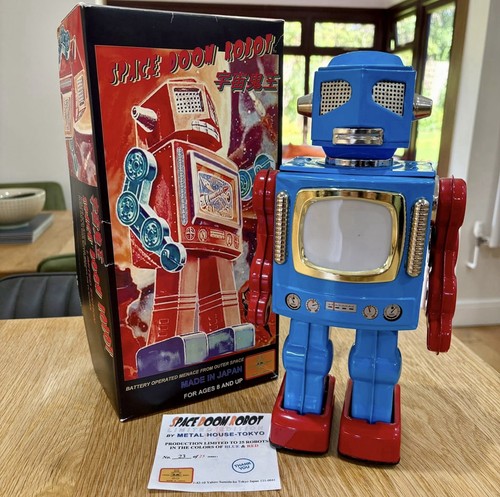 Metal house japan - house, robot