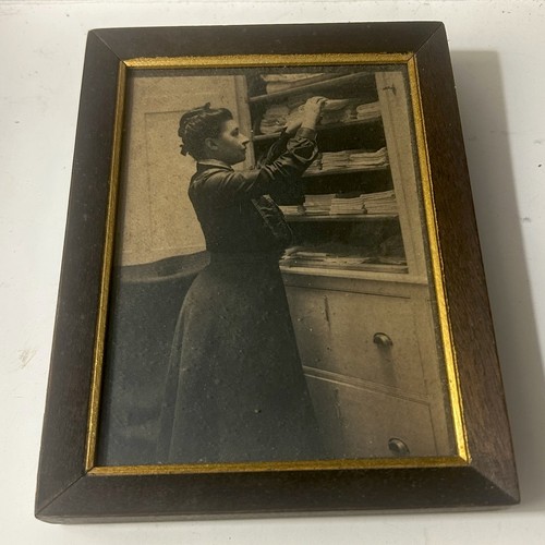 Antica donna lavoro - donna, foto