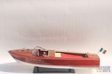 Modellino nave Super Riva