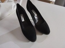 Scarpe in pelle scamosciata