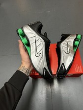 UK 11 Uomo Nike Shox R4