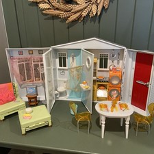 Barbie 2005 Playset Casa Totalmente Reale - Suoni Funzionanti Con Mobili E Accesso