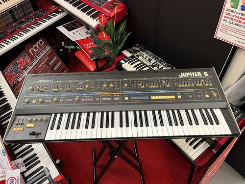 Roland jupiter 6 - roland, jp-6