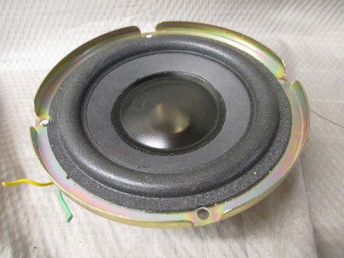 Bose powered acoustimass - powered,