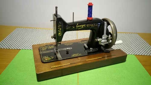 Macchina cucire rara - cucire,
