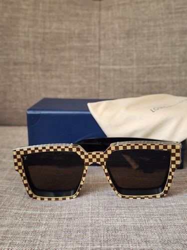 Brand new louis vuitton - brand, z2394w