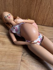 Bambola Barbie Happy Family