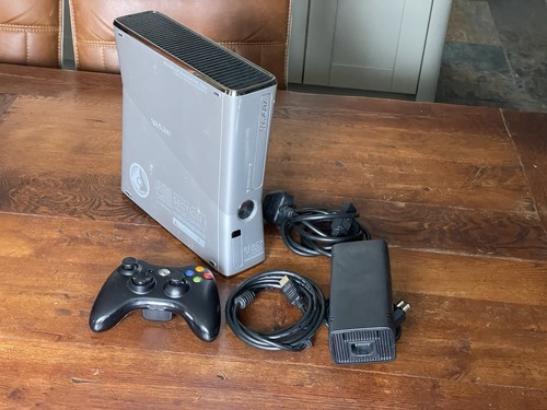 Microsoft xbox 360 slim - microsoft, halo