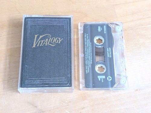 Pearl jam vitalogy cassette - jam,