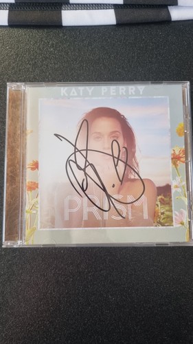 Katy perry hand - hand, signed