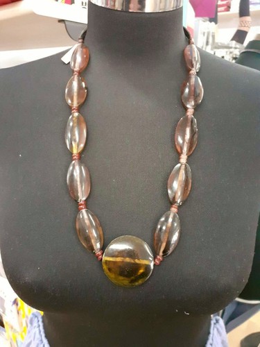 Collana perline effetto guscio