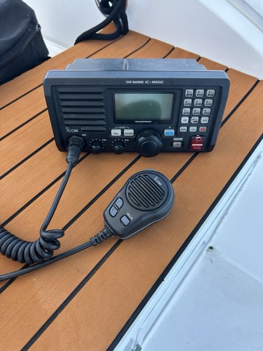 Radio vhf marina icom - radio, ic-m602