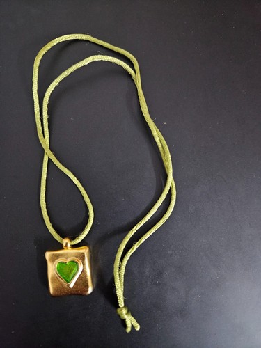 Collana con ciondolo cuore