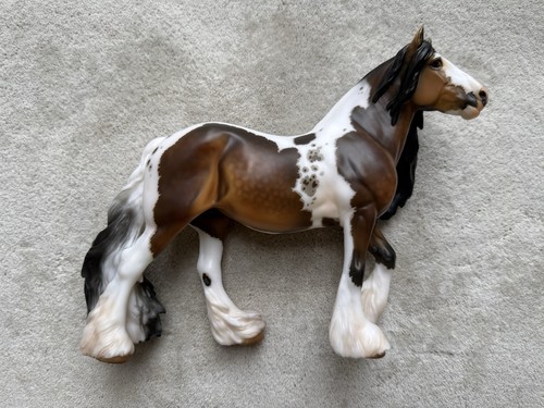 Breyer horse premier club - horse,