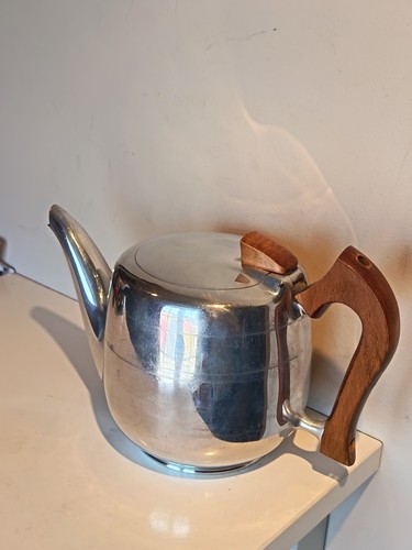 Vintage picquot ware - picquot, t8