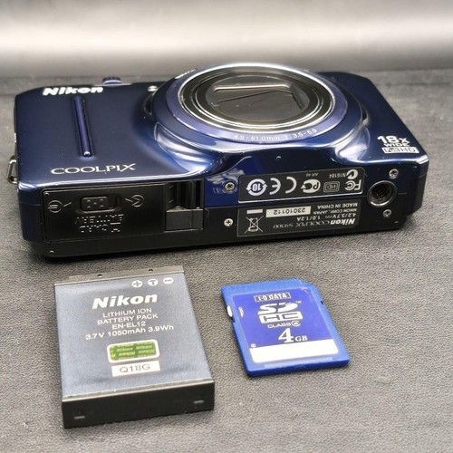 Nikon coolpix s9300 navy - nikon,